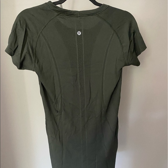 Lululemon Bundle - Picture 7 of 10